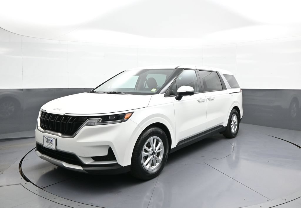 Certified 2024 Kia Carnival LX