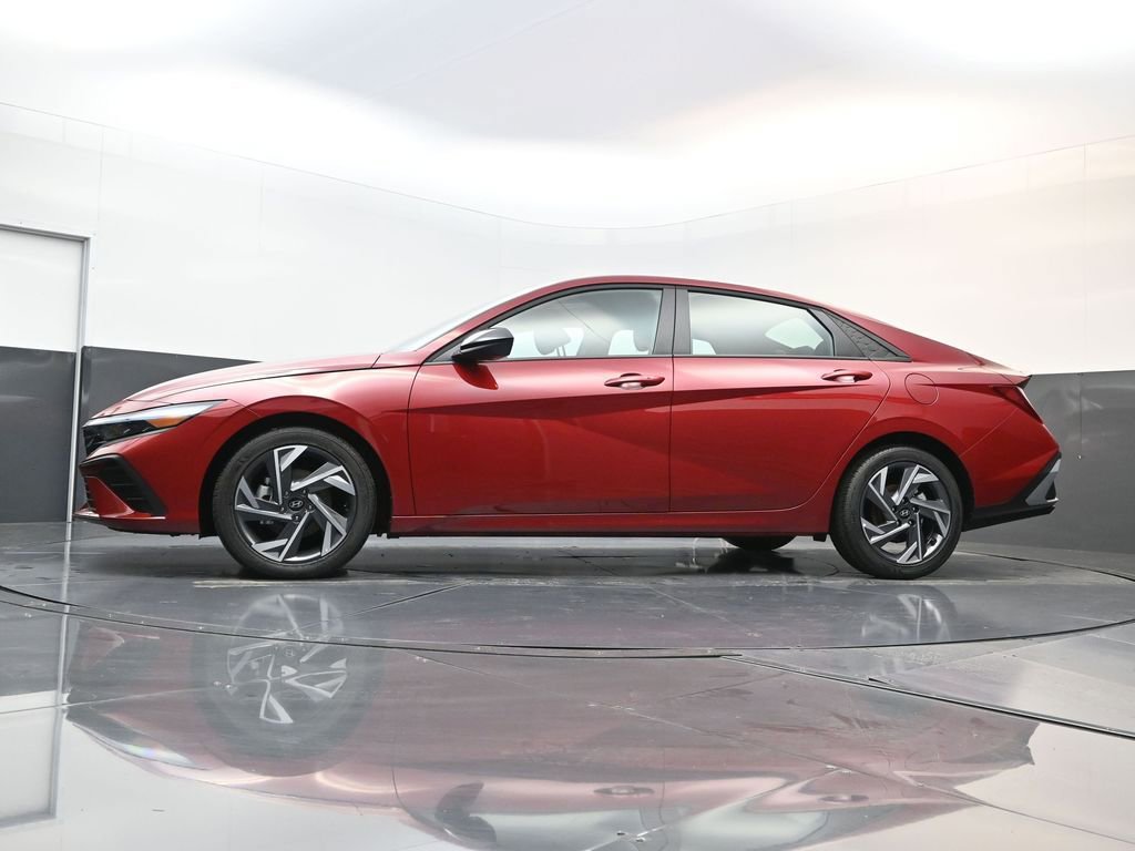 2025 Hyundai Elantra Sport