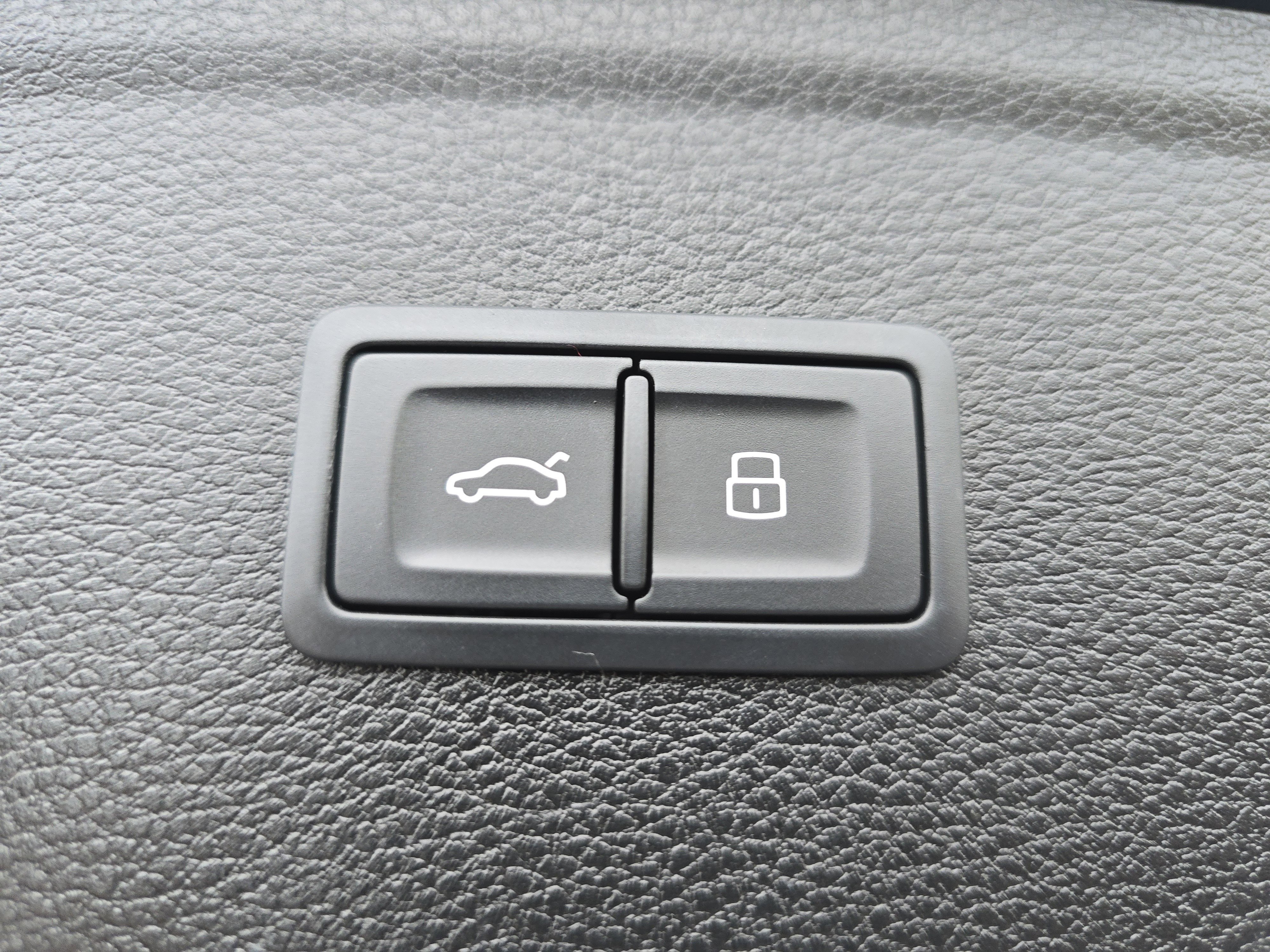 2023 Audi Q5 2.0T Premium Plus