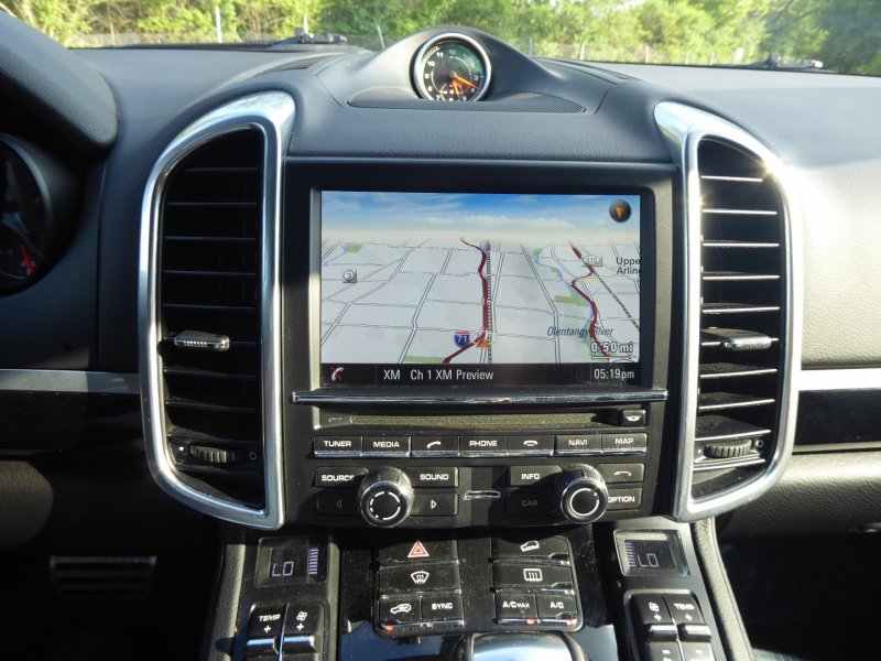 2014 Porsche Cayenne GTS