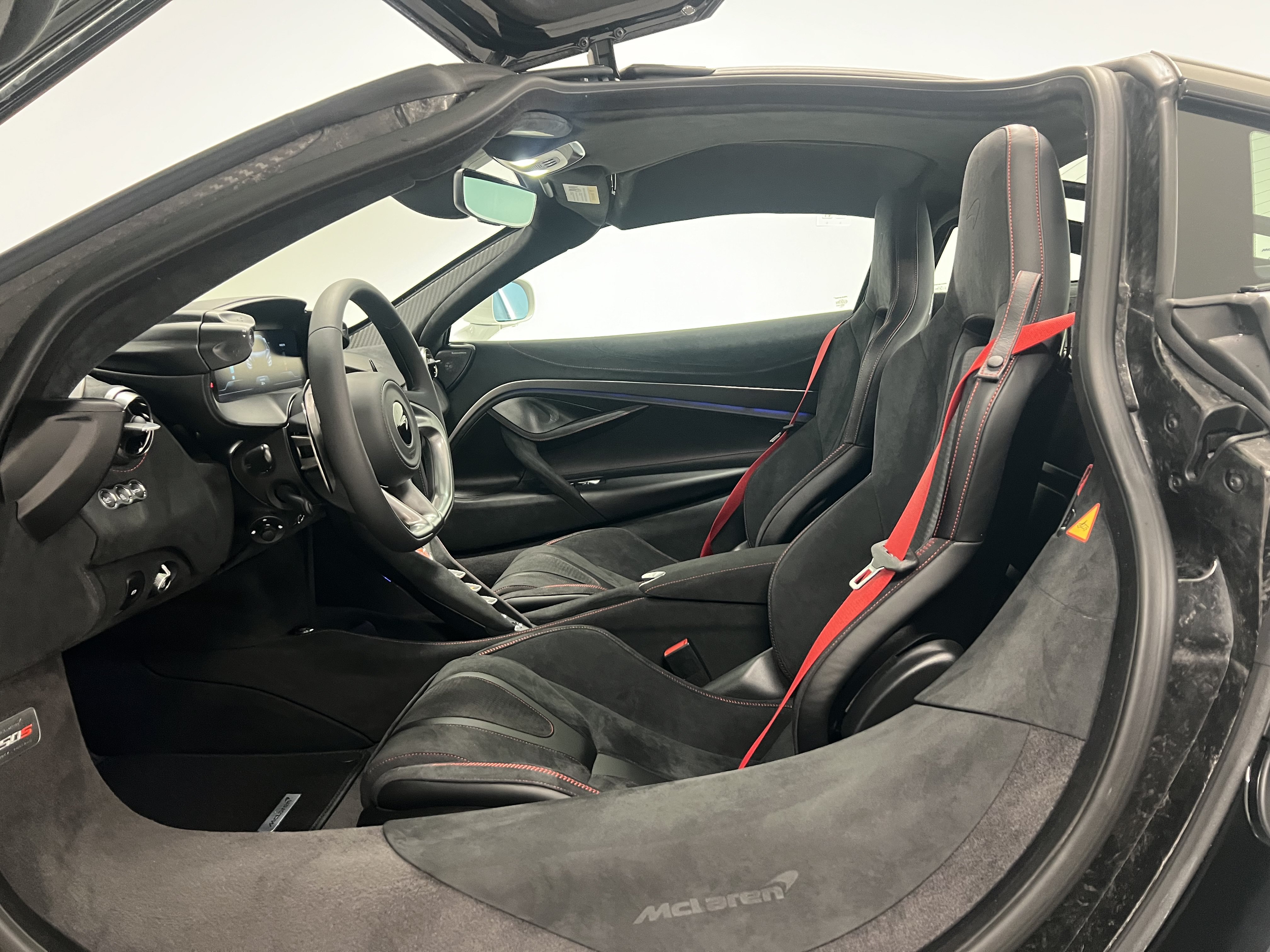 New 2027 McLaren 750S photo 18