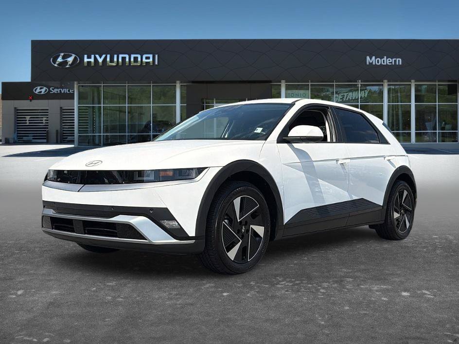 Certified 2025 Hyundai Ioniq 5 SE