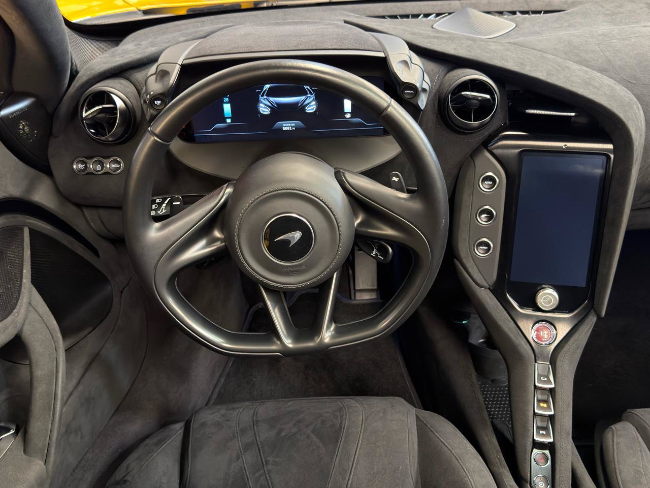 Used 2024 McLaren 750S Spider photo 14