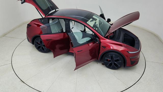 2026 Tesla Model Y Performance