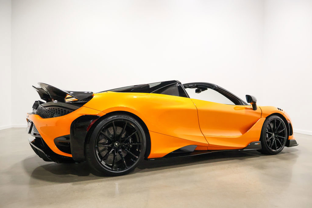 Used 2022 McLaren 765LT photo 72