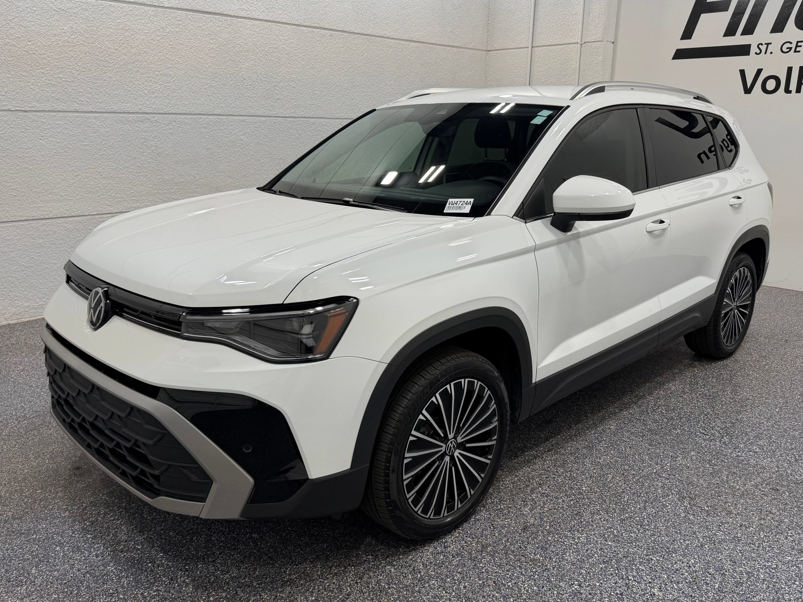 Certified 2025 Volkswagen Taos SE