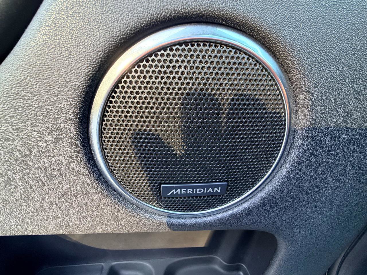 2020 Land Rover Discovery Sport SE