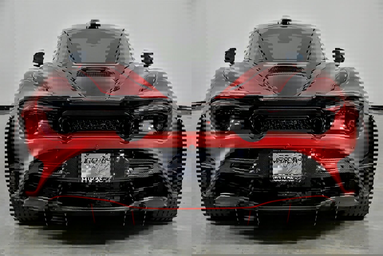 Used 2018 McLaren 720S photo 15