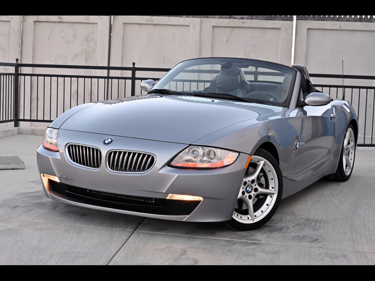 Used 2006 BMW Z4 3.0si