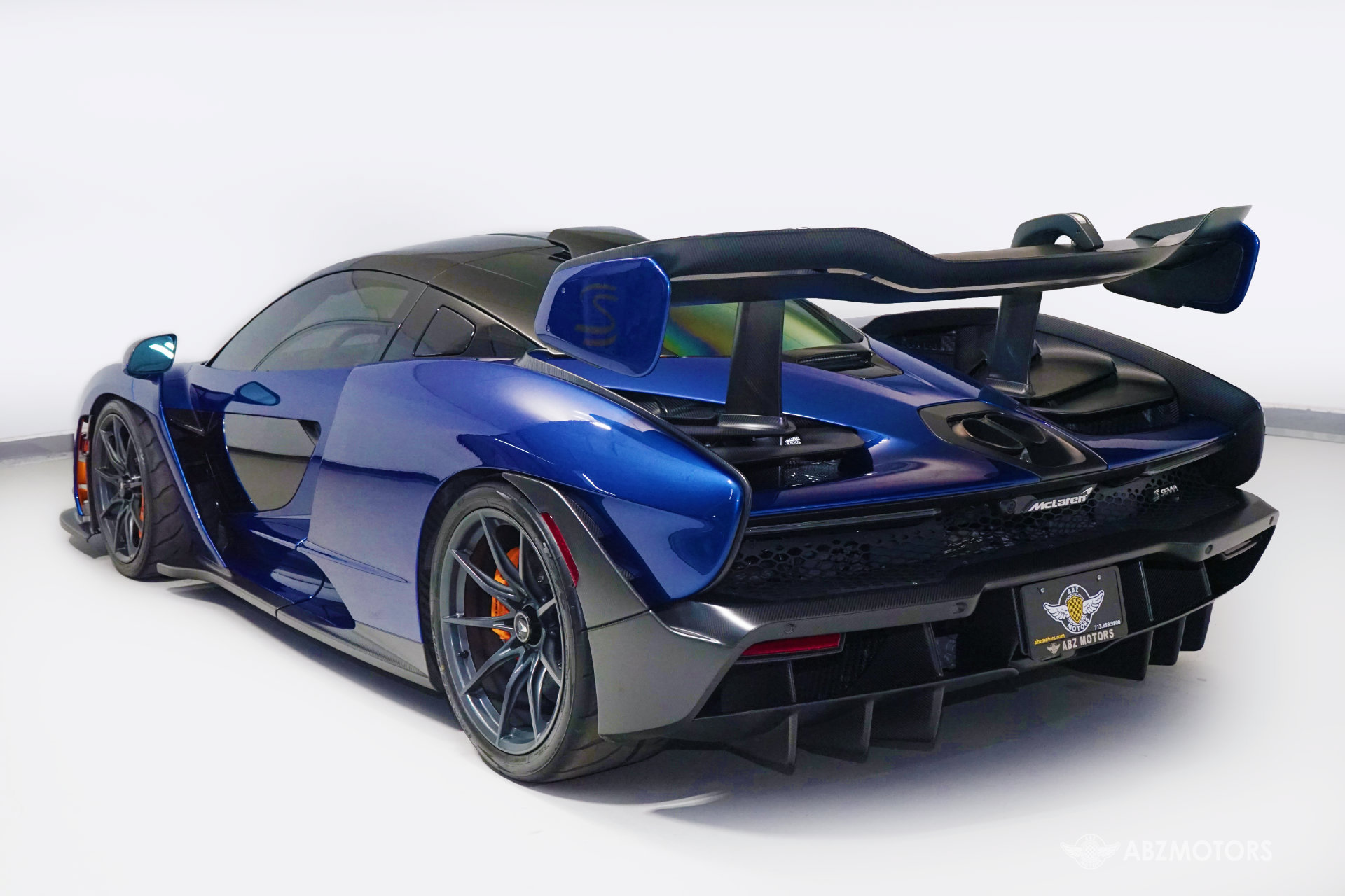 Used 2019 McLaren Senna photo 7