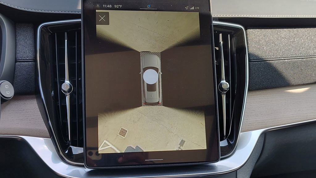 2026 Volvo Xc90 B6 Plus