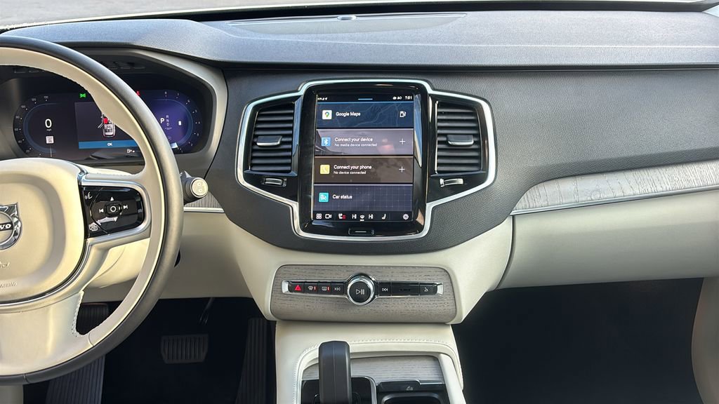 2025 Volvo Xc90 B6 Plus