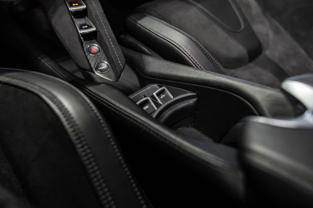 Used 2020 McLaren 720S Spider photo 46