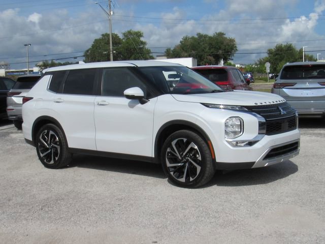 Used 2022 Mitsubishi Outlander SE