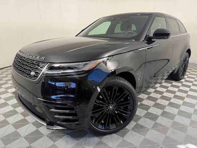 2026 Land Rover Range Rover Velar Dynamic SE