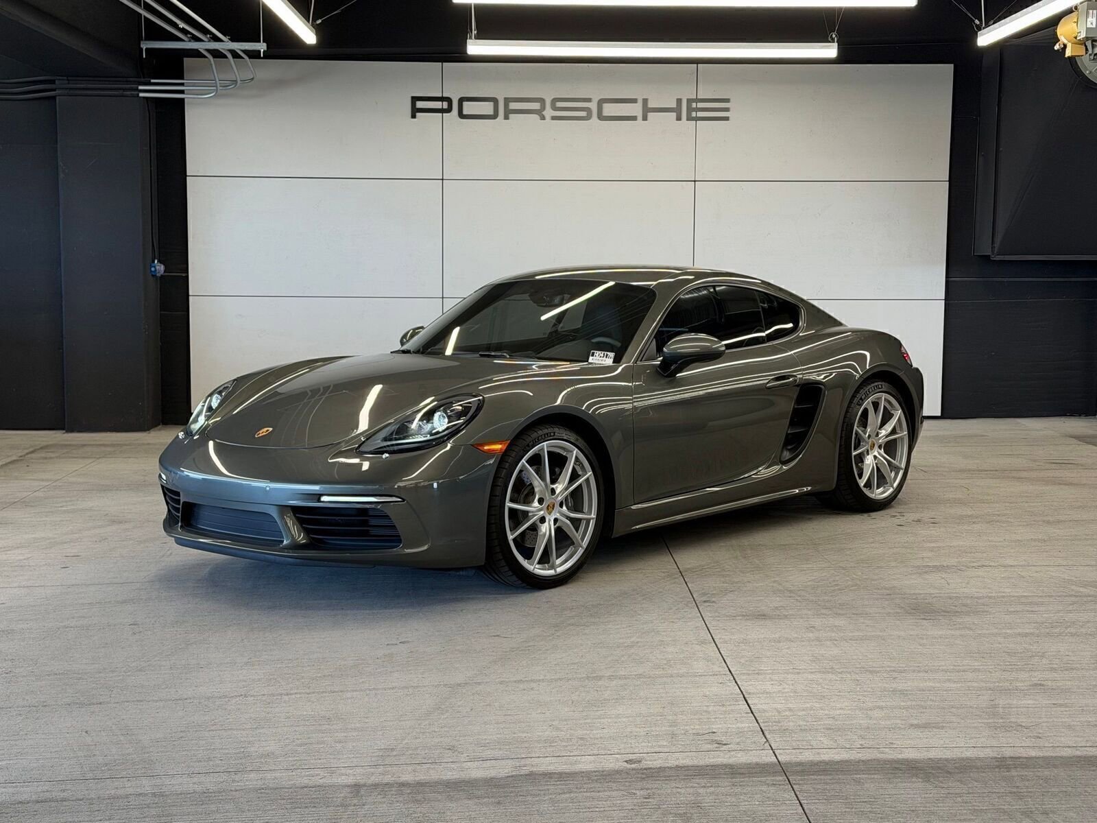 Certified 2025 Porsche 718 Cayman
