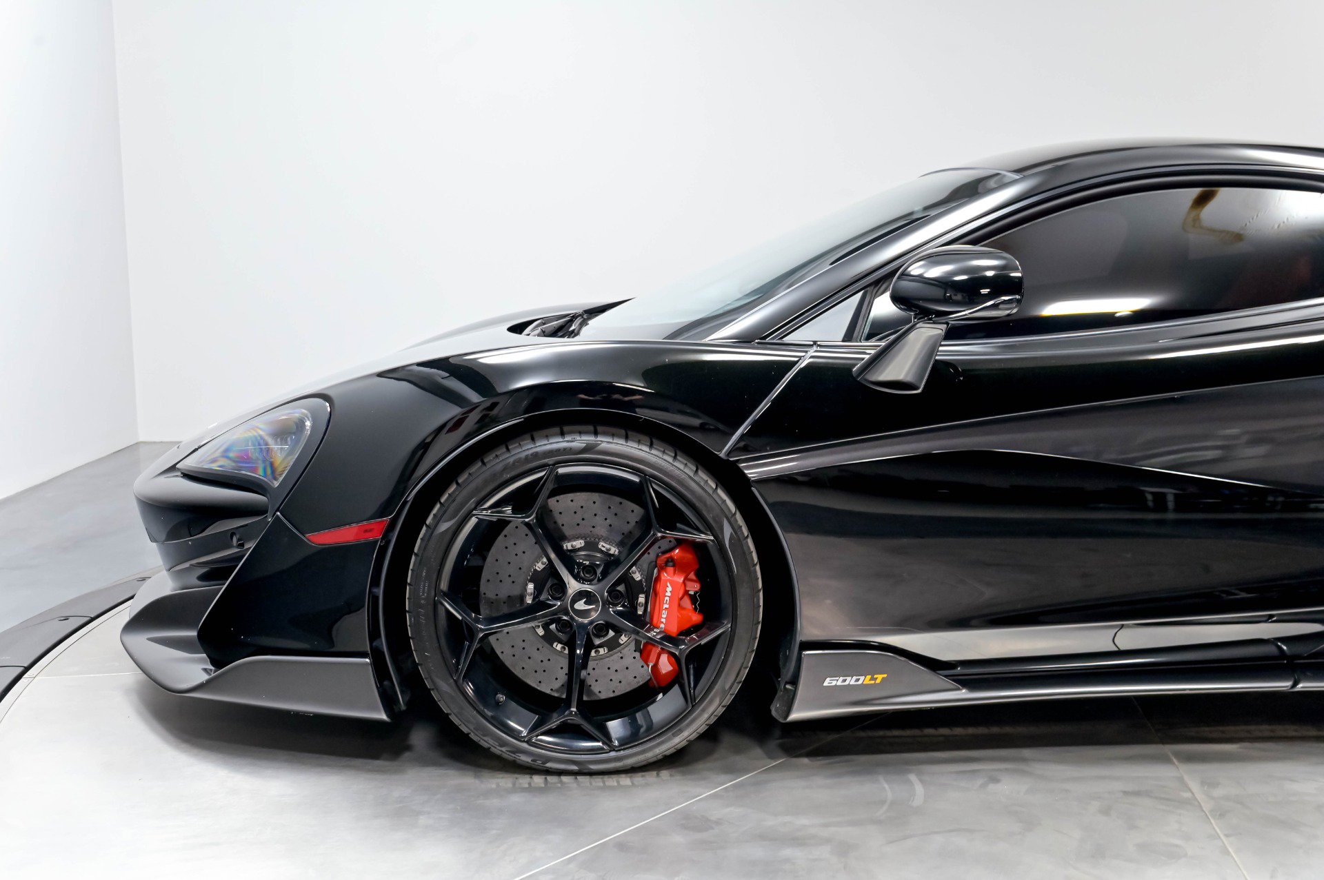 Used 2019 McLaren 600LT photo 28