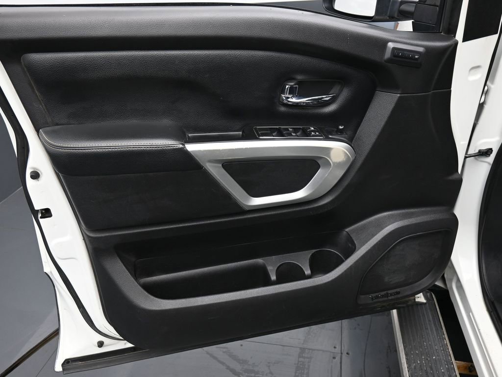 2018 Nissan Titan PRO-4X