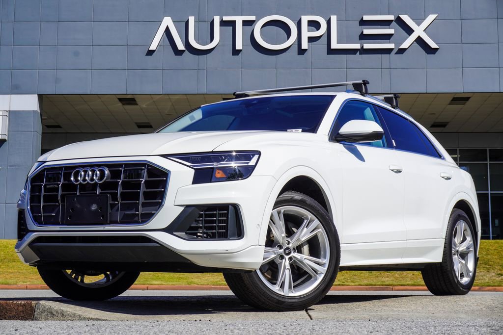2022 Audi Q8 Premium Plus