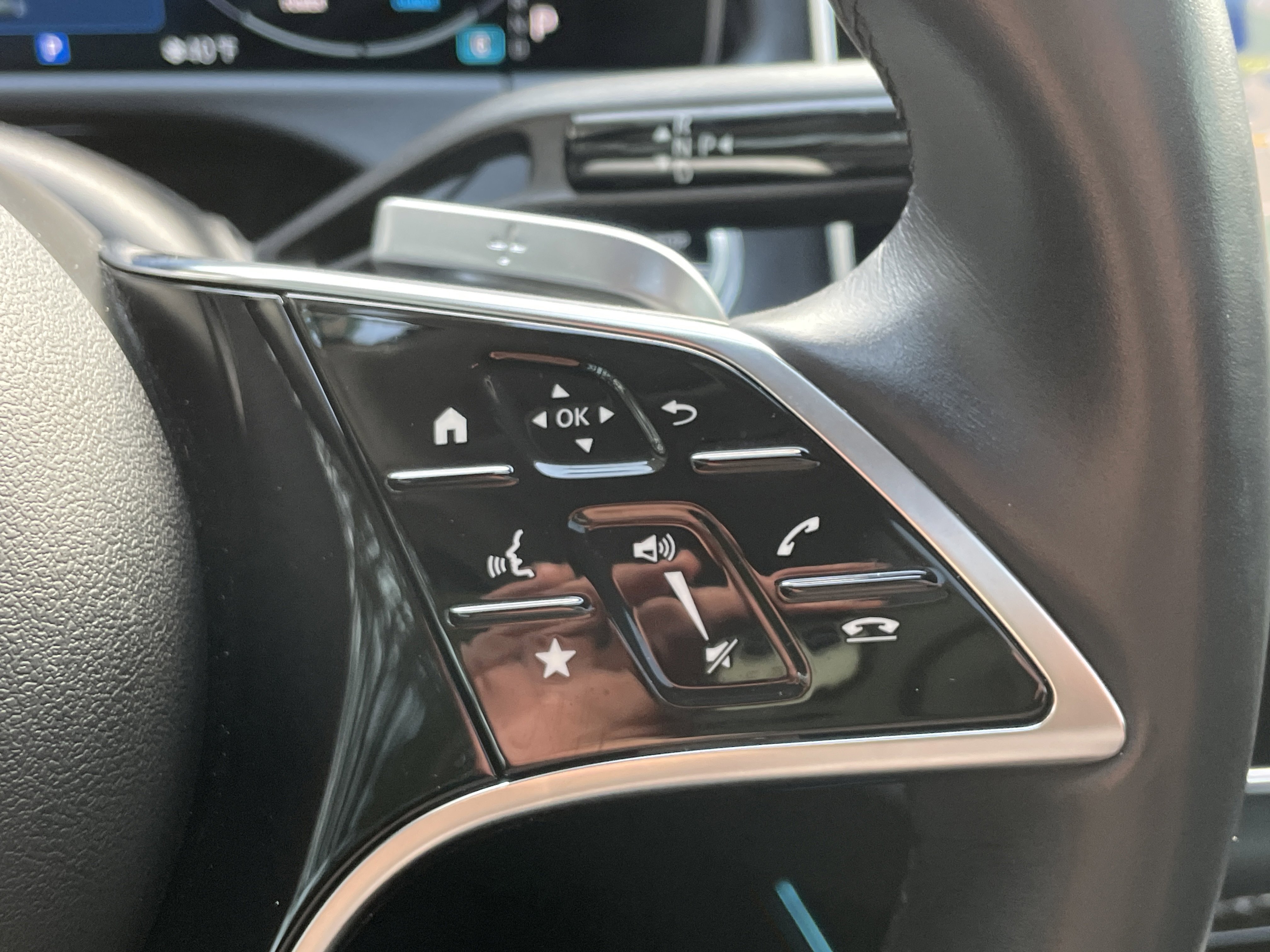 2025 Mercedes-Benz E 450 4MATIC Sedan