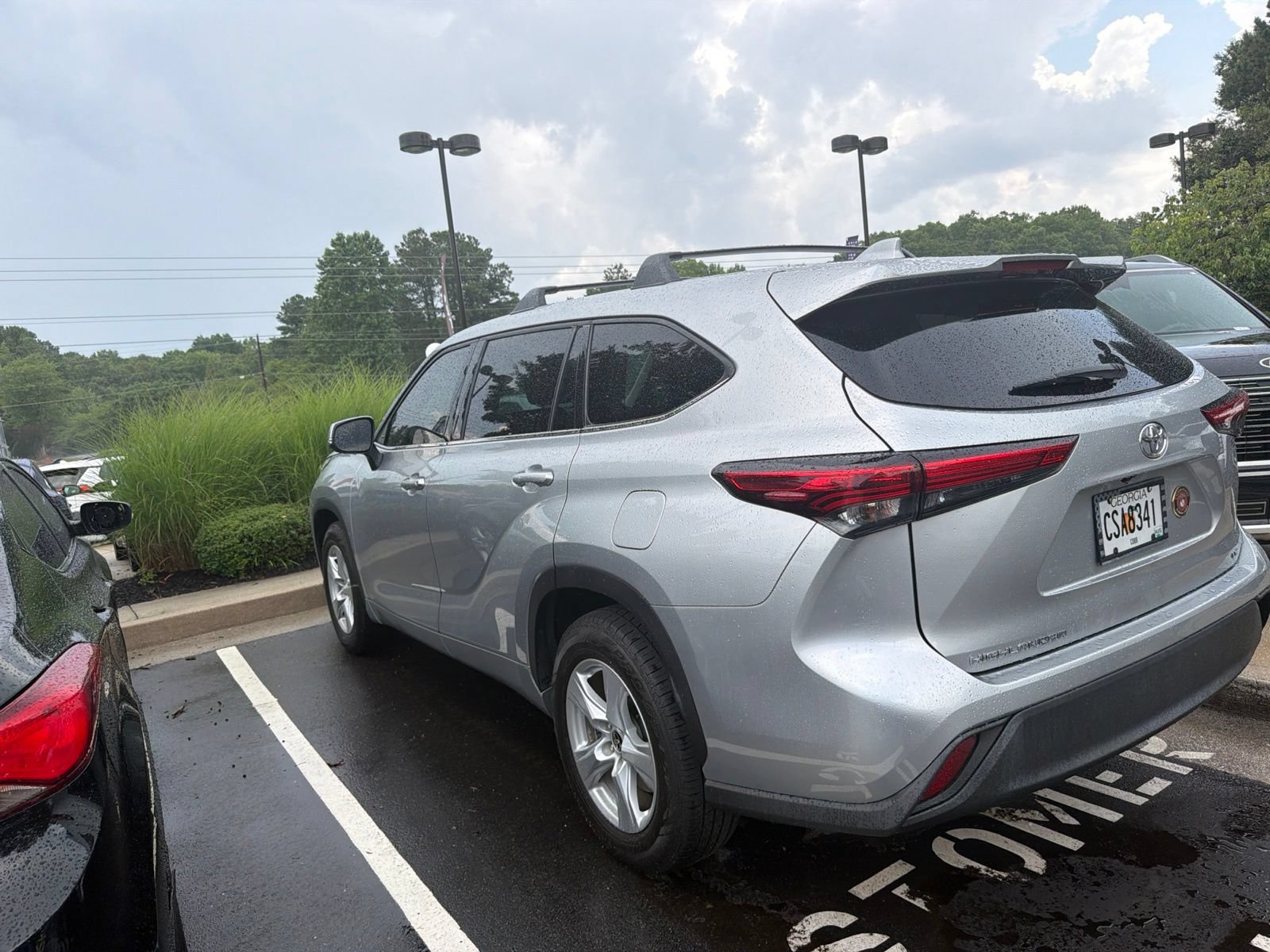 Used 2021 Toyota Highlander LE