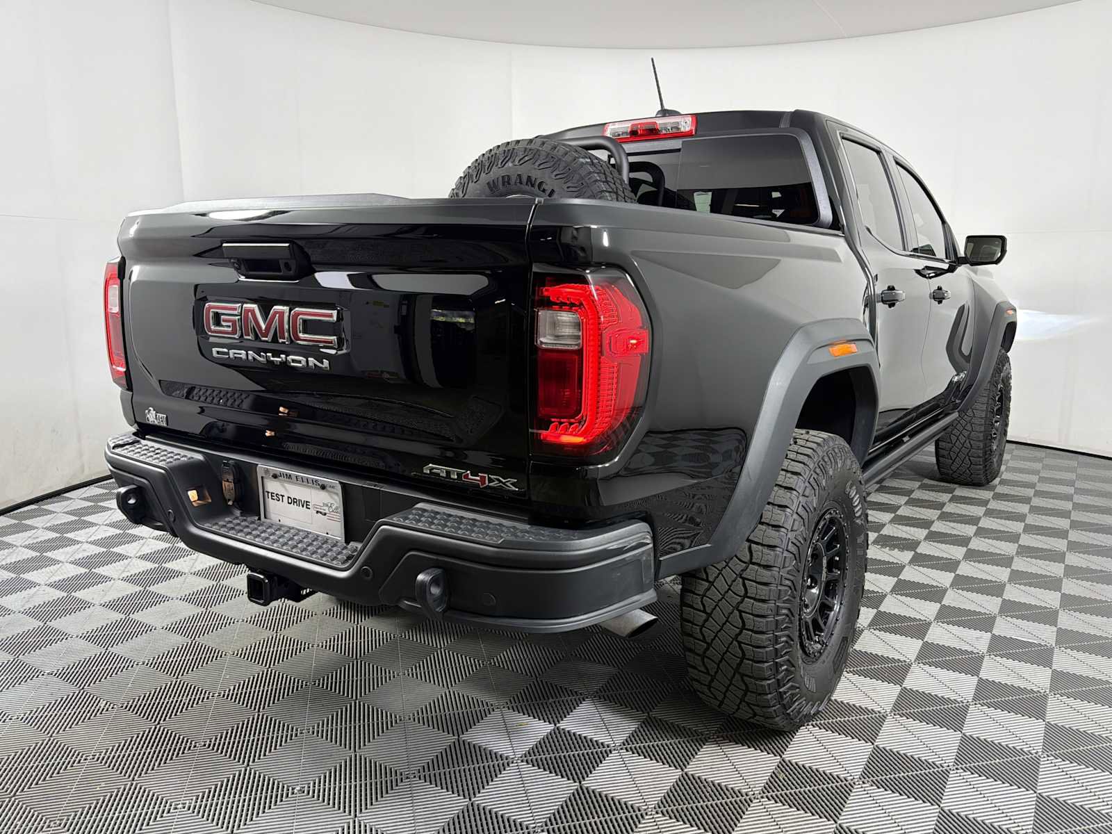 2024 GMC Canyon AT4X