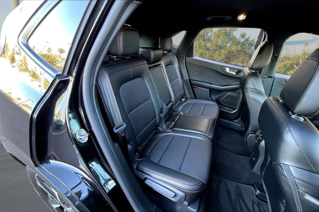 2024 Ford Escape ST-Line Select