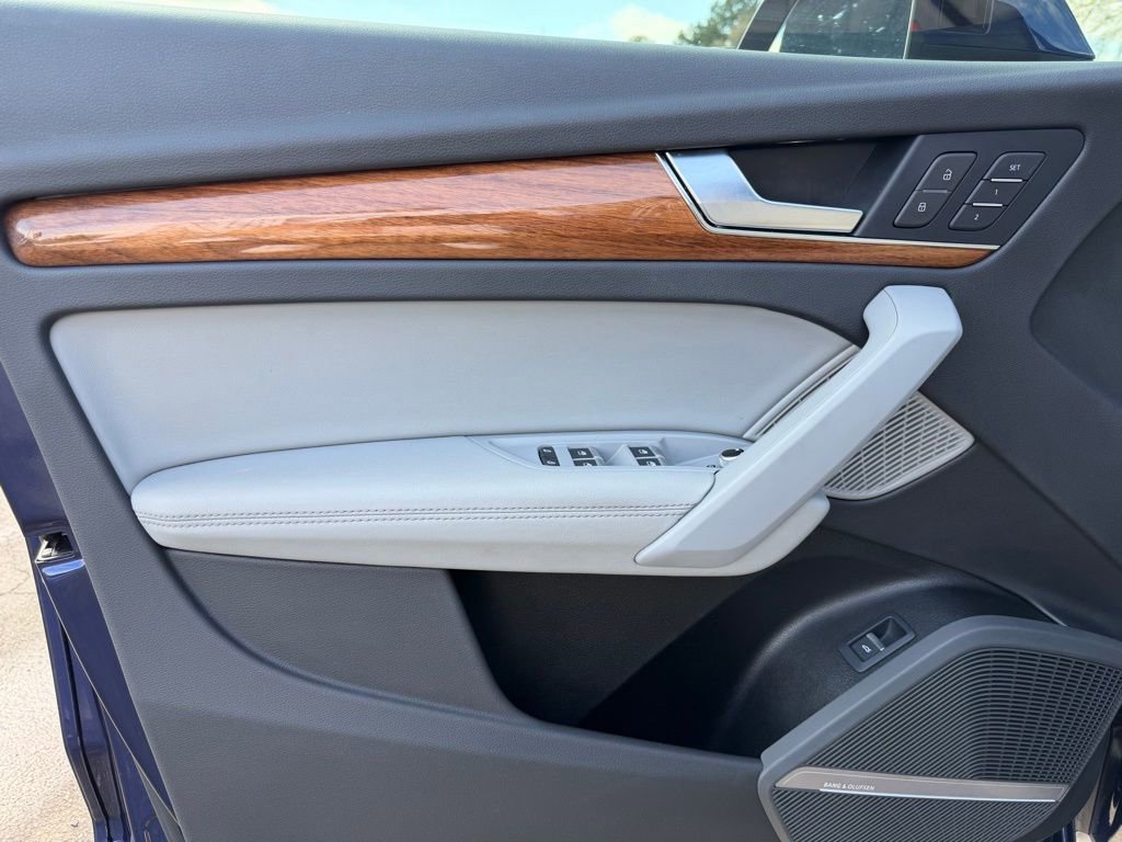 2023 Audi Q5 2.0T Premium Plus