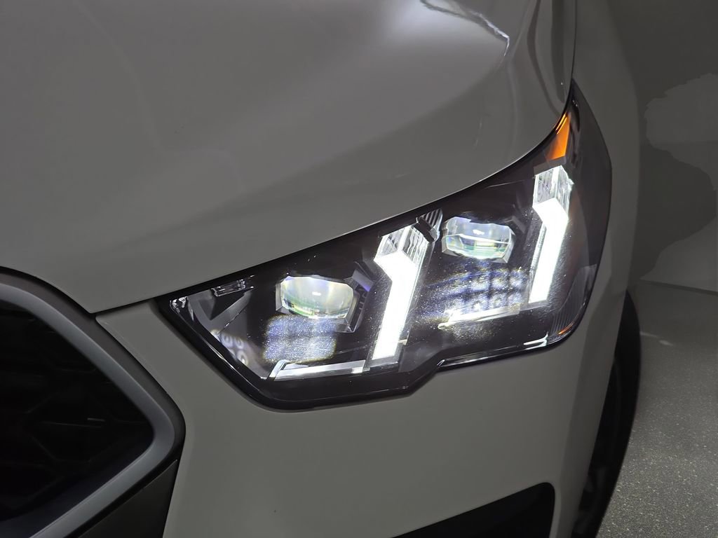 2025 BMW X2 xDrive28i