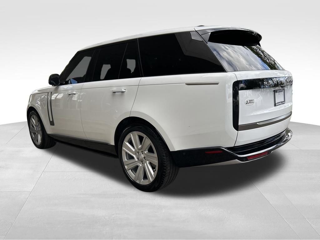 2023 Land Rover Range Rover SE