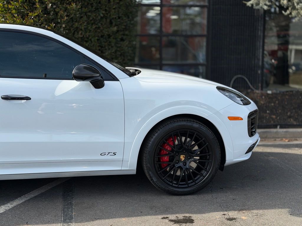 2023 Porsche Cayenne GTS