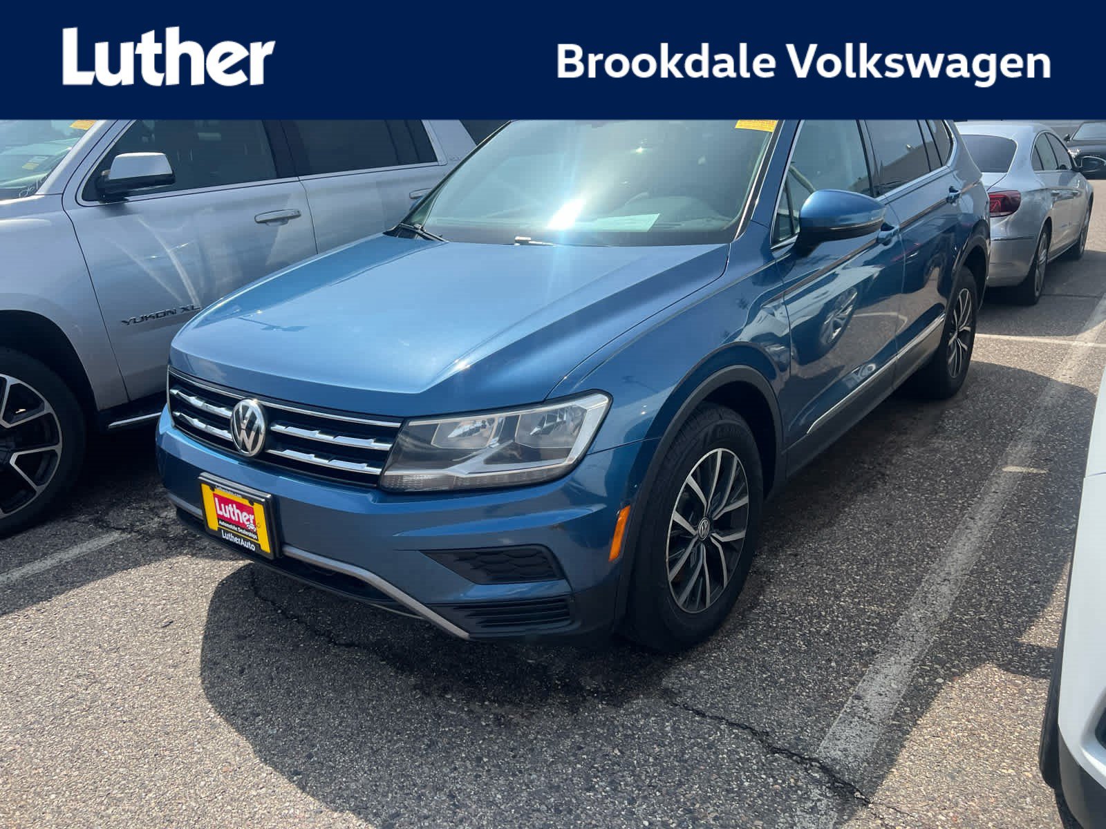 Used 2018 Volkswagen Tiguan SE w/ 3rd Row Seat Package