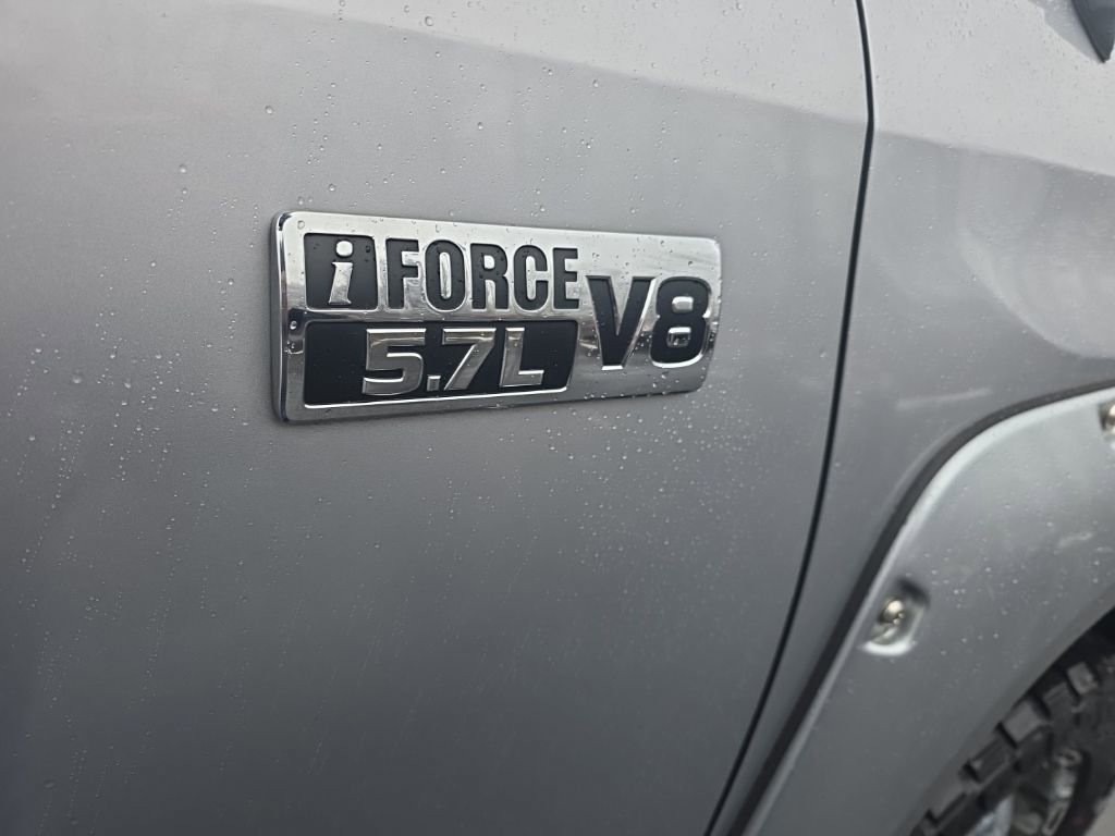 2015 Toyota Tundra SR5