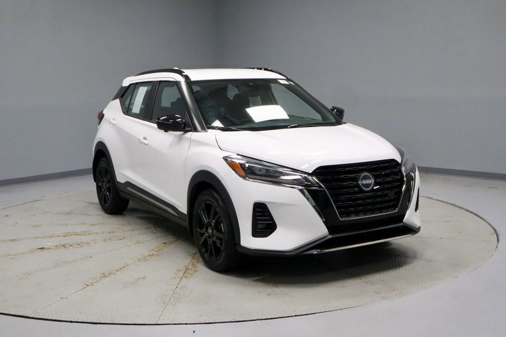 Certified 2024 Nissan Kicks SR