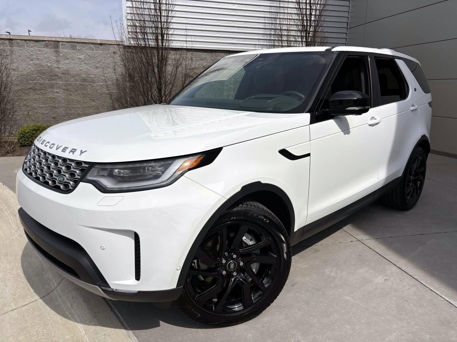 2025 Land Rover Discovery S