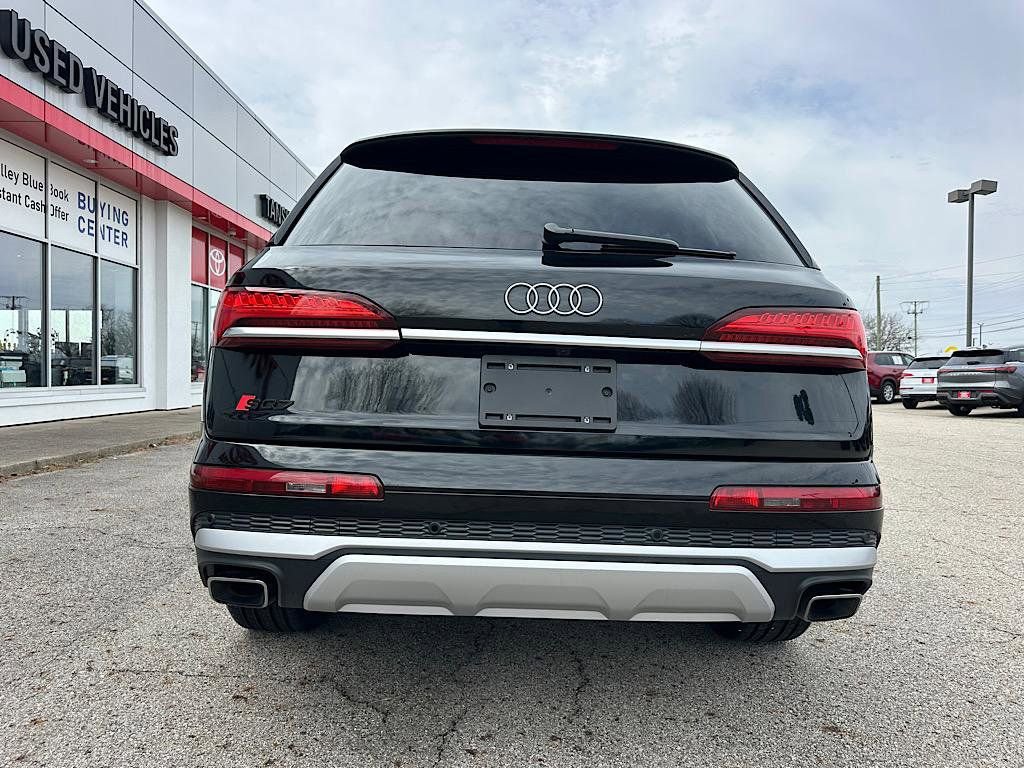2025 Audi Q7 3.0T Premium Plus