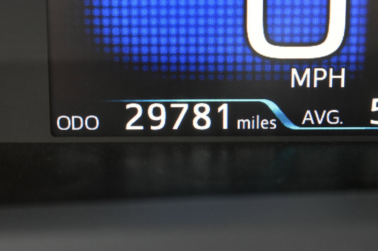 2022 Toyota Prius LE