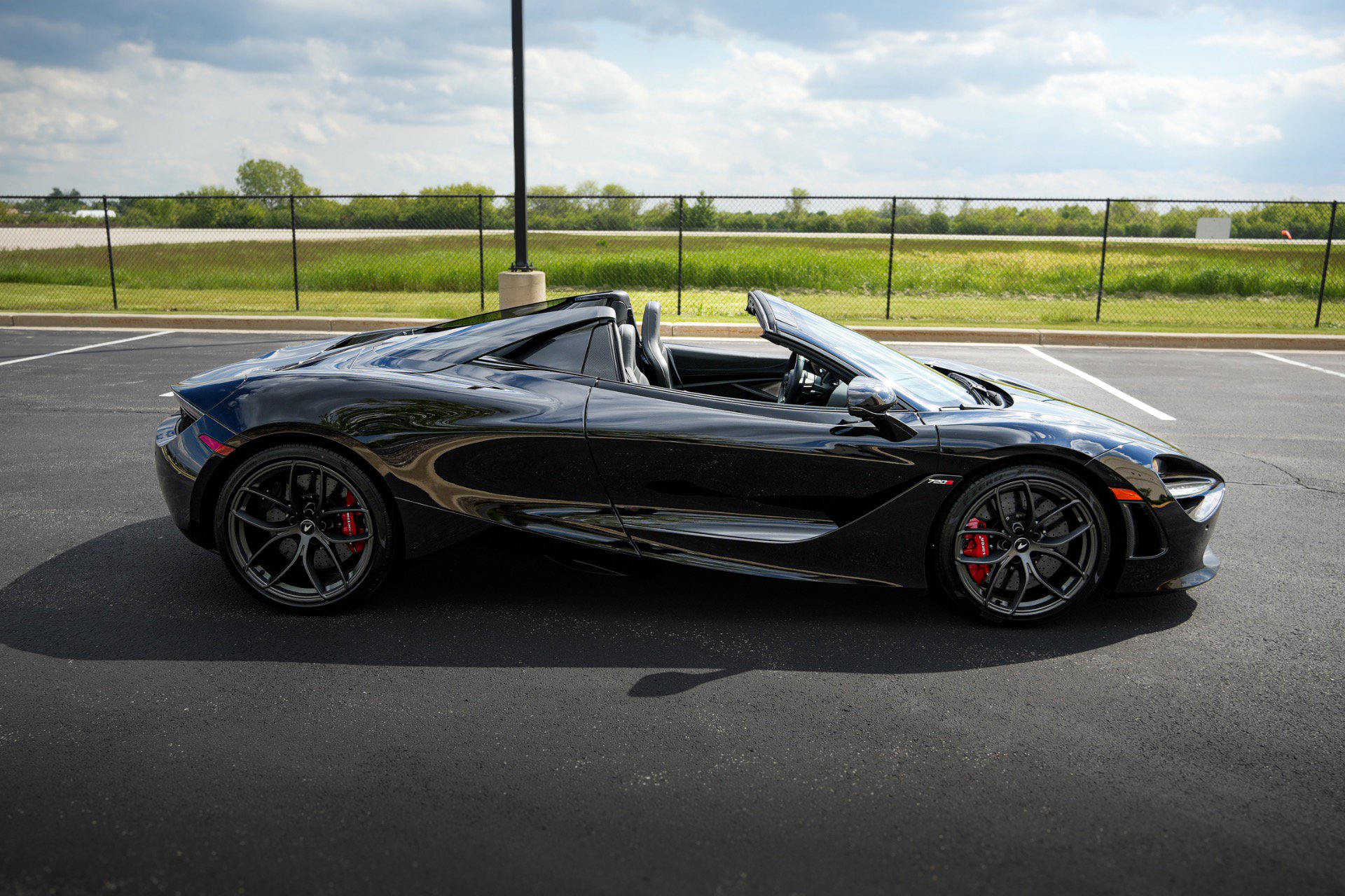 Used 2020 McLaren 720S Luxury photo 8