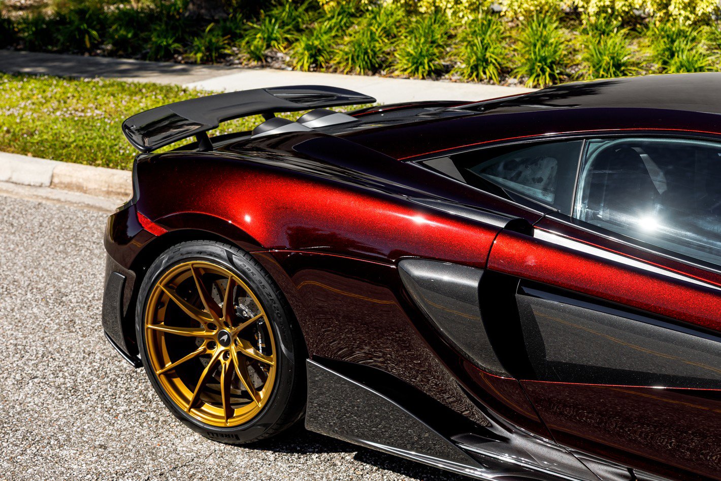 Used 2019 McLaren 600LT photo 32
