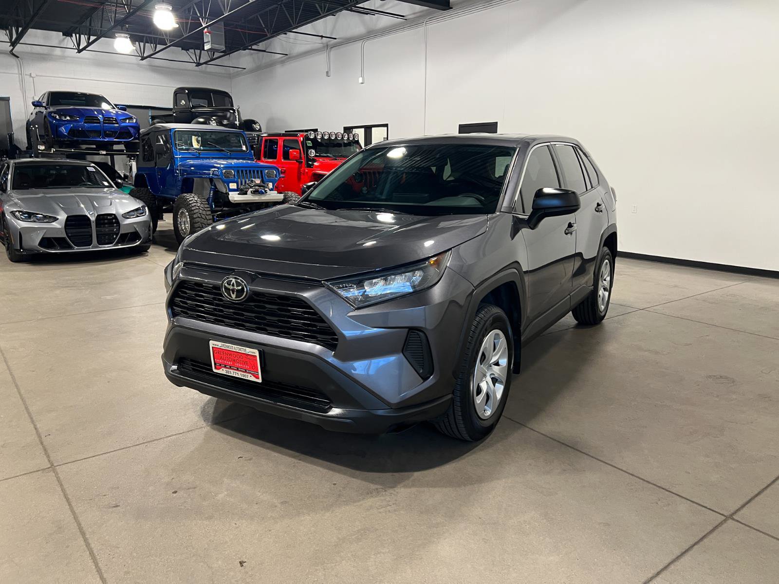 2022 Toyota RAV4 LE