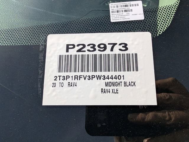 2023 Toyota RAV4 XLE