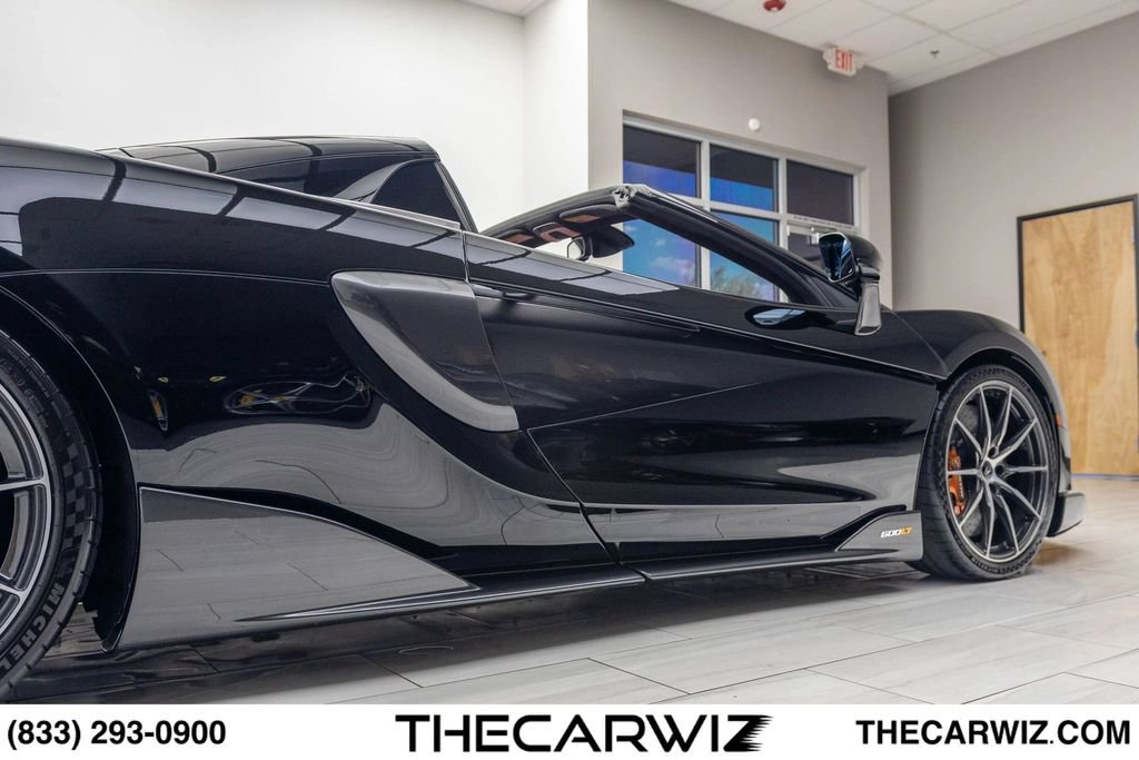 Used 2020 McLaren 600LT Spider photo 27