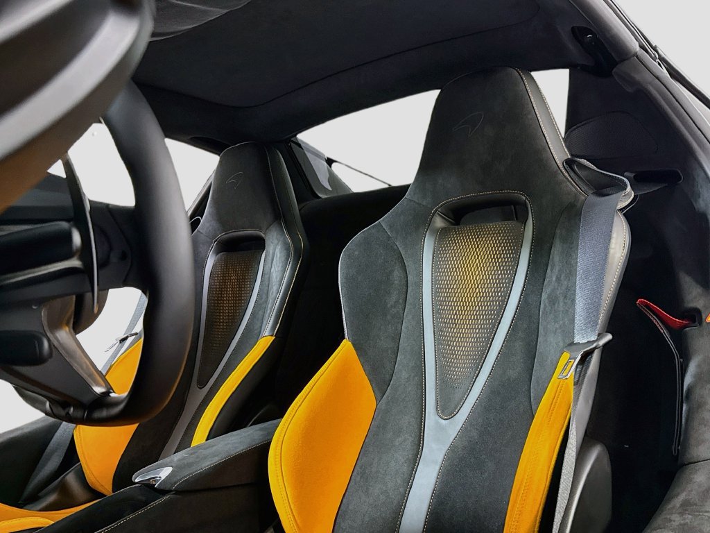 Used 2026 McLaren 750S Spider photo 16