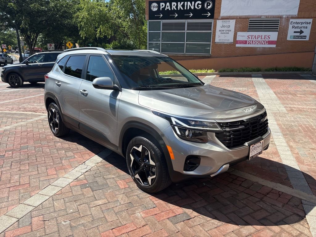 Certified 2025 Kia Seltos EX w/ EX Sunroof Package