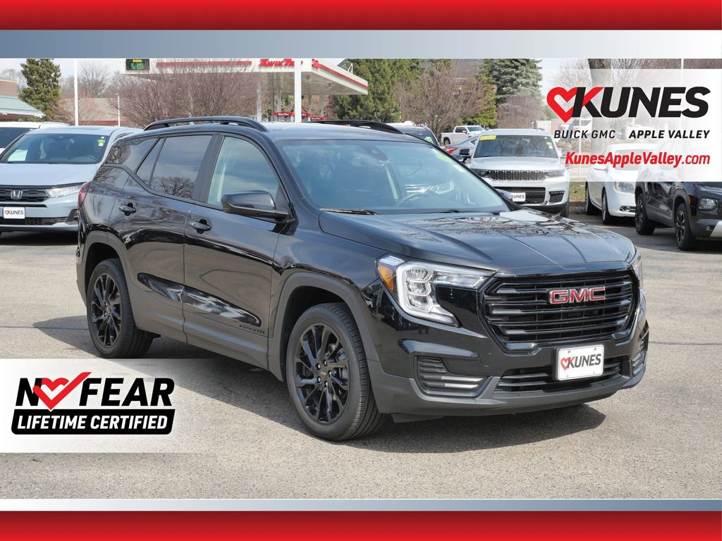 Used 2024 GMC Terrain SLE w/ Driver Convenience Package
