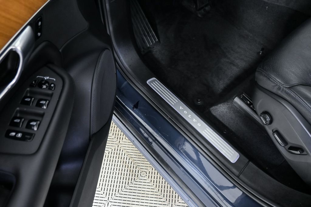 2023 Volvo Xc90 B5 Plus