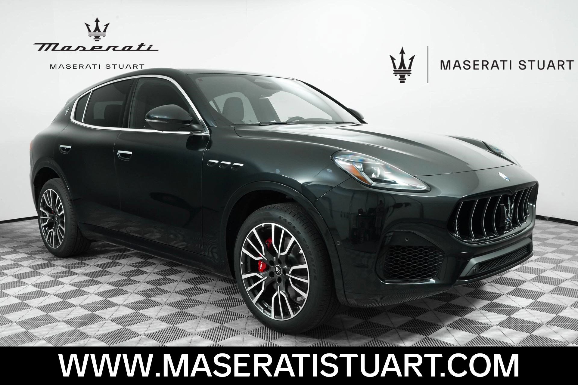 New 2025 Maserati Grecale Modena