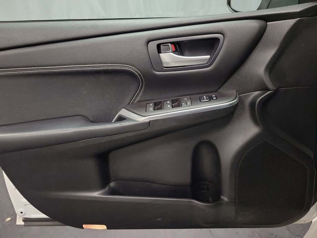 2017 Toyota Camry XLE