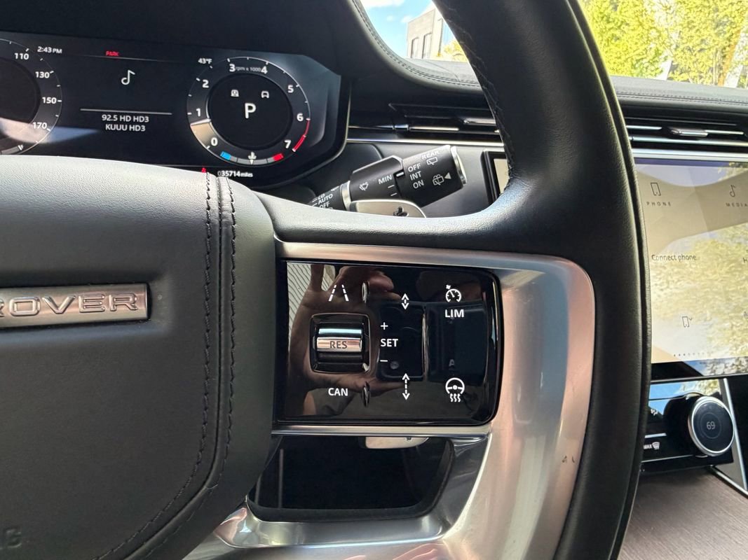 2023 Land Rover Range Rover SE