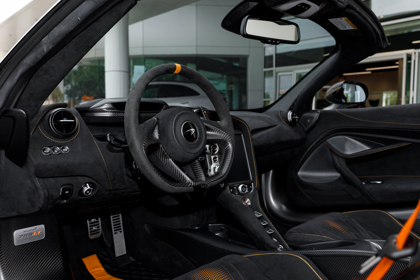 Used 2022 McLaren 765LT photo 61
